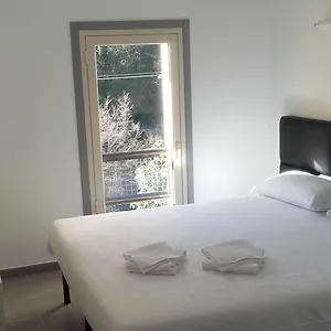 https://le-relais-de-monti.fr-provencehotel.com