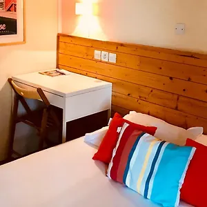 Thibaud Hotel